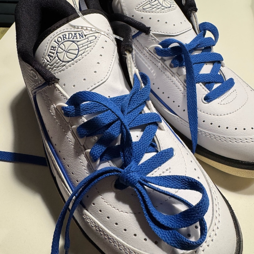 Nike Black and White Athletic Shoes